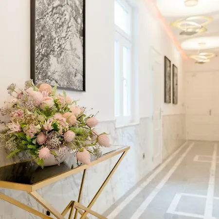 Guest house Luxury L'avenue Split