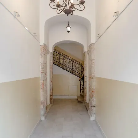 Guest house Luxury L'avenue